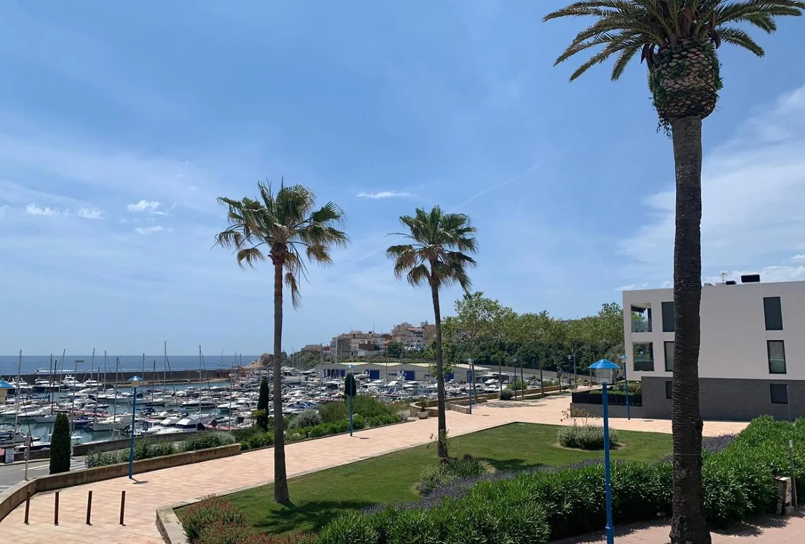 Apartamentos Port Marina 帕拉莫斯