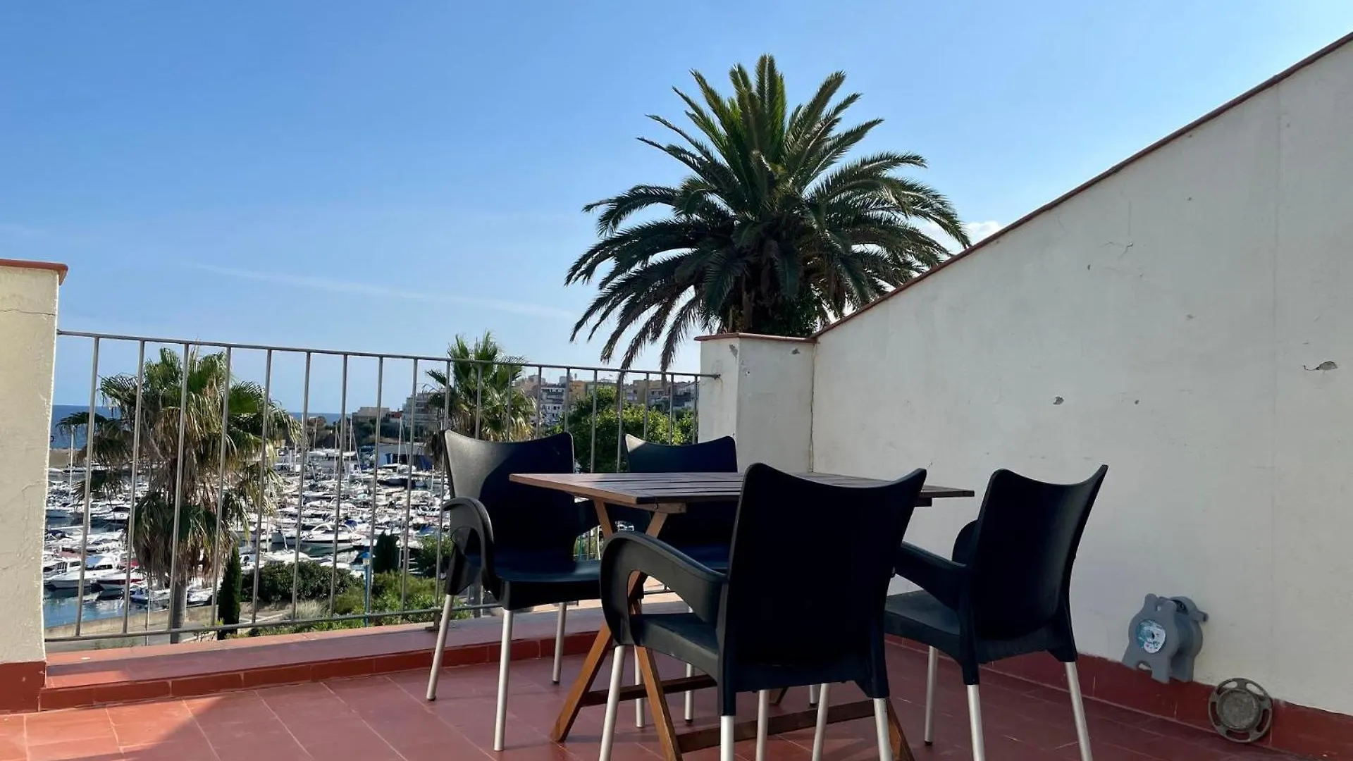 Apartamentos Port Marina 帕拉莫斯 0*,  西班牙