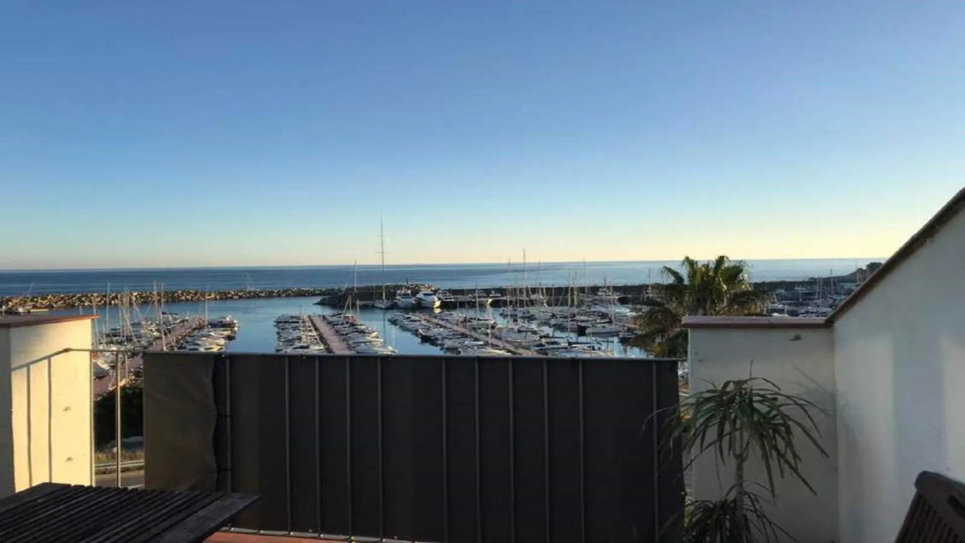 Apartamentos Port Marina 帕拉莫斯 公寓